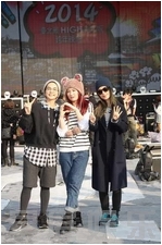 �c���鿴�M�D