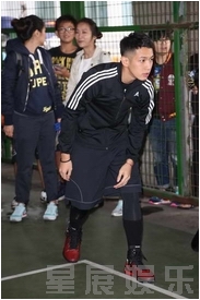 �c���鿴�M�D