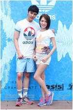�c���鿴�M�D