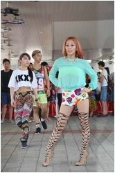 �c���鿴�M�D