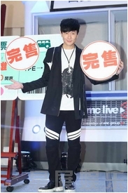 �c���鿴�M�D
