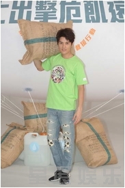 �c���鿴�M�D