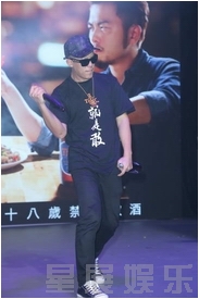 �c���鿴�M�D